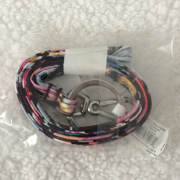 NWT Vera Bradley Tote bag and Zip ID bundle Indiana Rose - Picture 10 of 10